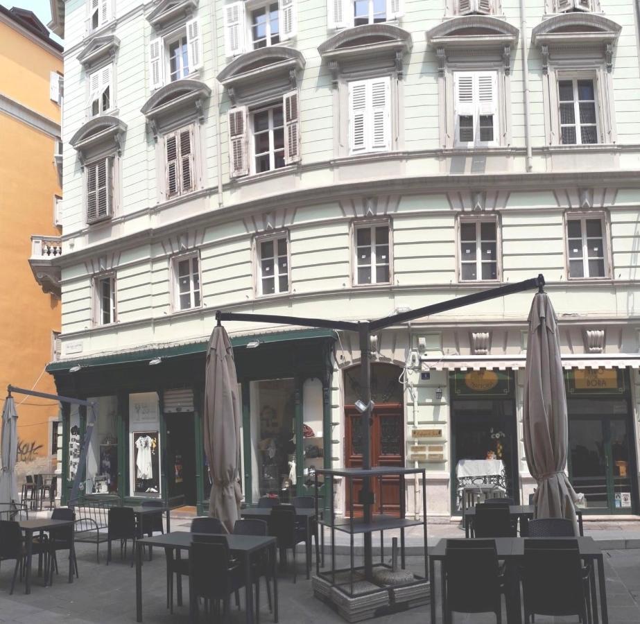 Pogri House Unità Apartamento Trieste Exterior foto
